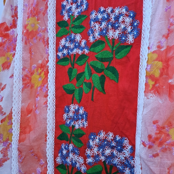 Desi three piece - Picture 2 of 9